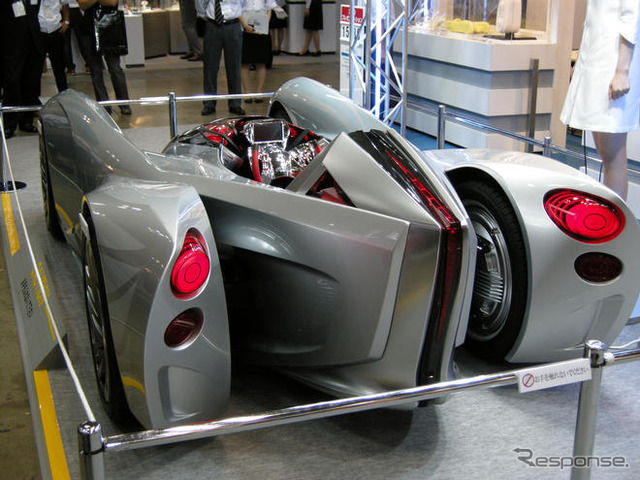 設計 製造ソリューション展…フィアロ、未来型電気自動車を展示