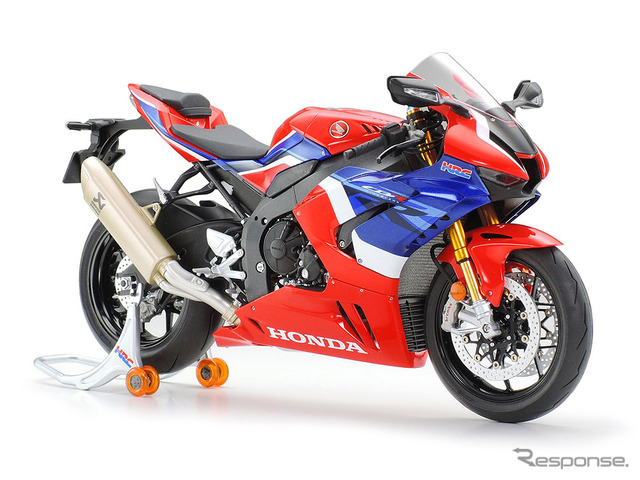ホンダ CBR1000RR-R FIREBLADE SP 1/12スケールモデル※画像は1/12 Honda CBR1000RR-R フロントフォークセット(別売)装着例