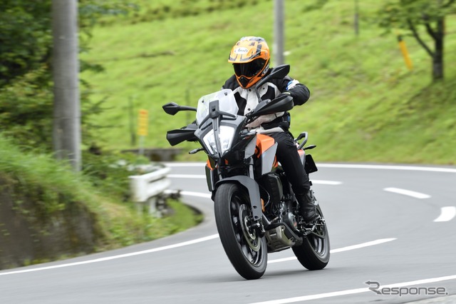 KTM 390アドベンチャー