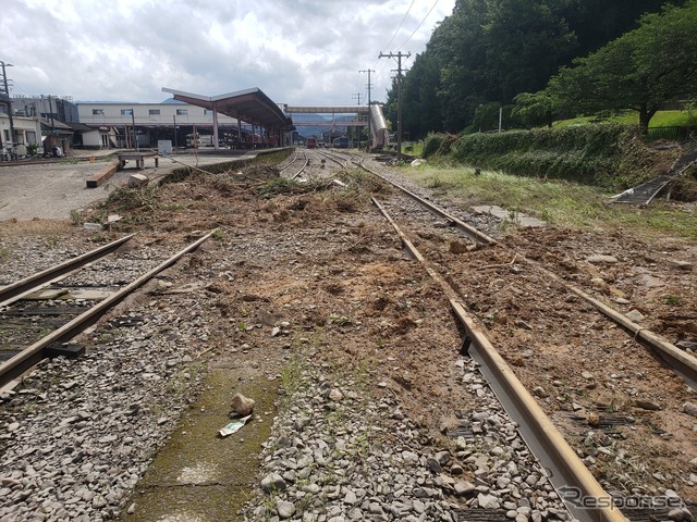 土砂が流入した駅。