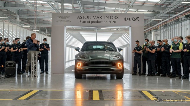 アストンマーティンの英国セントアサン工場で生産が開始された DBX