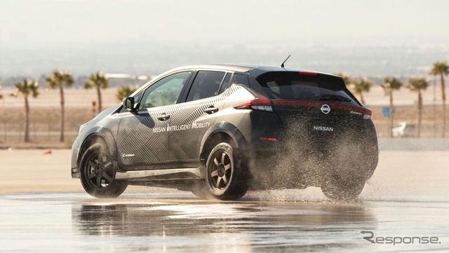 日産の新世代電動4WD「e-4ORCE」のテスト車両(リーフがベース)