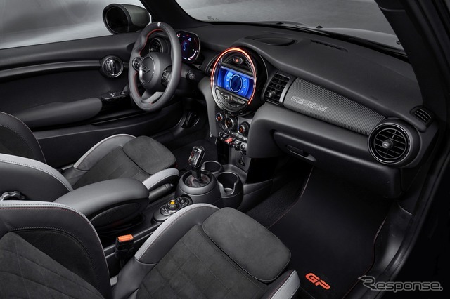 MINI ジョンクーパーワークス(JCW)GP 新型