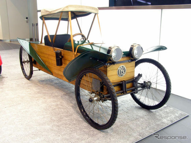 アウディ、同社の歴史に重要な2モデルを展示