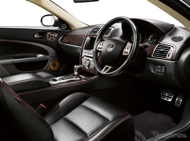 ジャガー XKR に特別限定車…10台