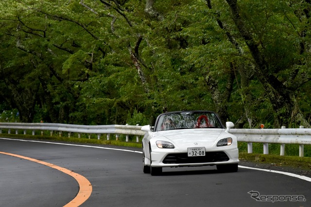 ホンダ S2000 20周年記念モデル（ホンダアクセス 純正アクセサリー装着車）