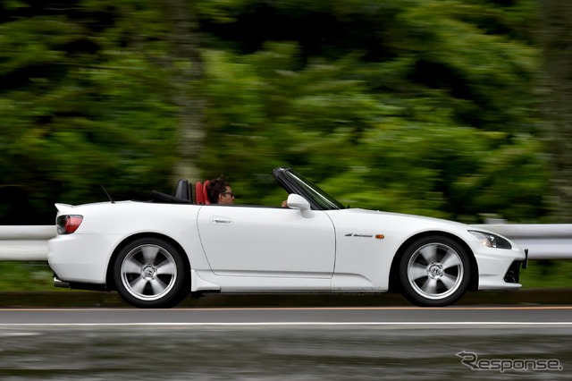 ホンダ S2000 20周年記念モデル(ホンダアクセス 純正アクセサリー装着車)