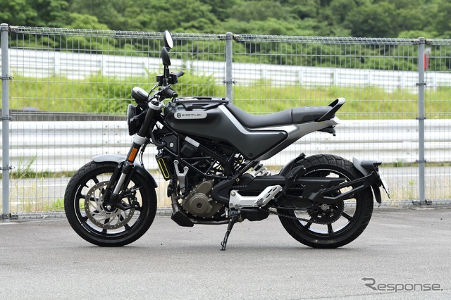 ハスクバーナ スヴァルトピレン250