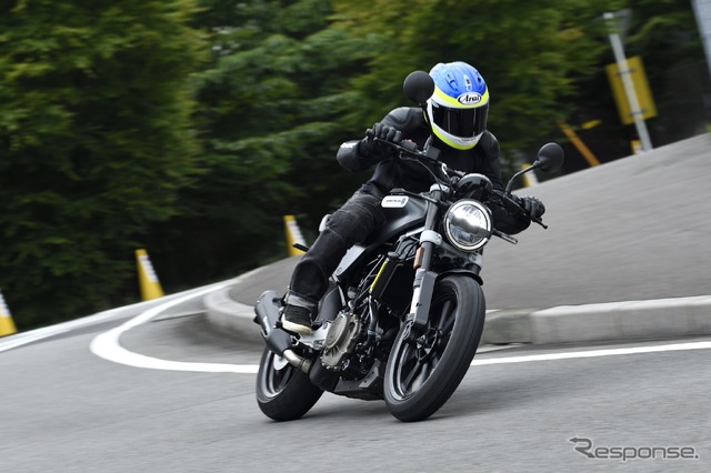 ハスクバーナ スヴァルトピレン250