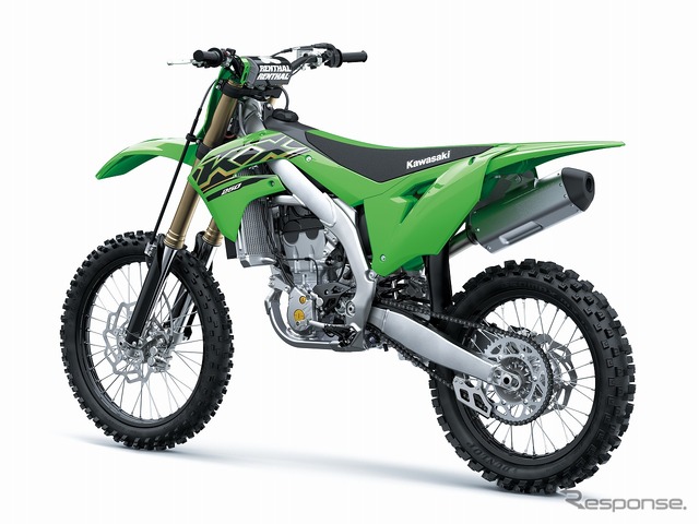ライダーが動きやすいように、デザインが一新されたボディワーク(KX250)