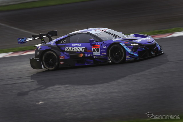 GT500クラストップの#100 RAYBRIG NSX-GT