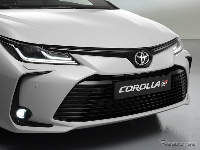 トヨタ・カローラ・セダン 新型 のGR SPORT(欧州仕様)