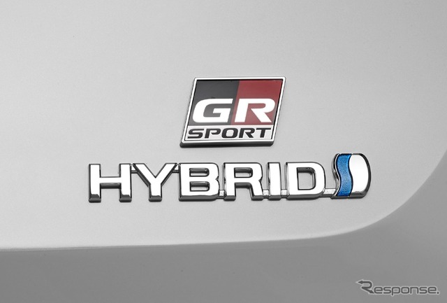 トヨタ・カローラ・セダン 新型 のGR SPORT（欧州仕様）