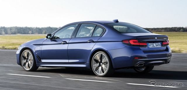 BMW 5シリーズ・セダン 改良新型のPHV「530e」(参考)