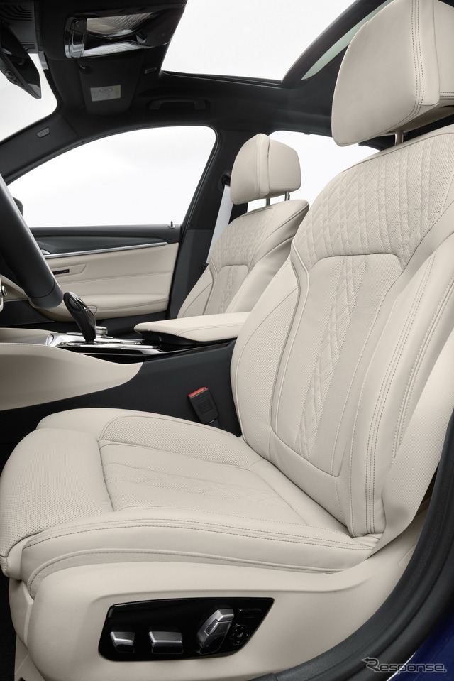 BMW 5シリーズ・セダン 改良新型のPHV「530e」(参考)