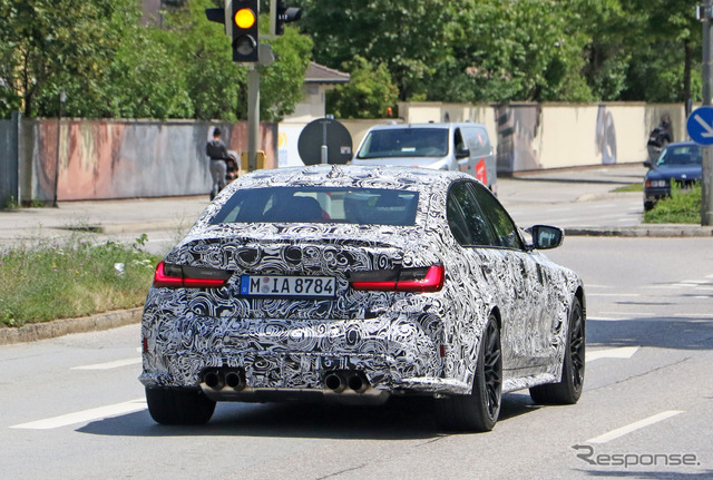 BMW M3セダン 新型プロトタイプ スクープ写真