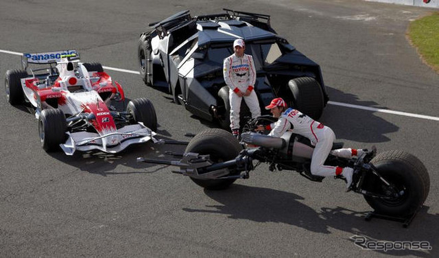 【トヨタF1】写真蔵…バットマンと合体