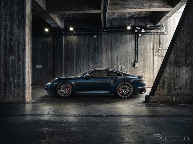 ポルシェ911(992)ターボ