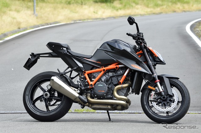 KTM 1290スーパーデュークR