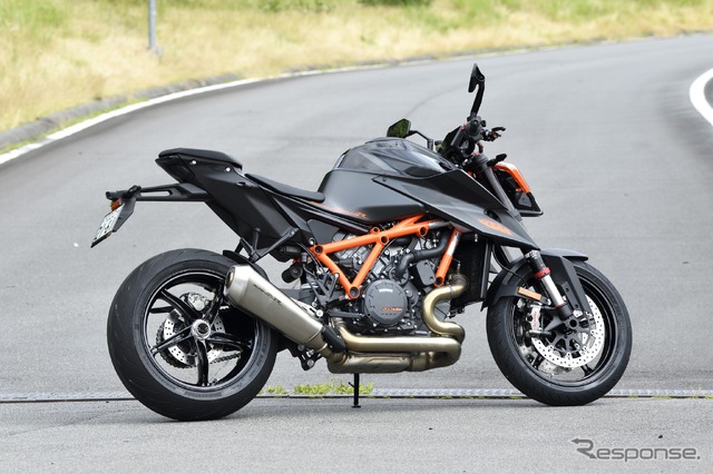 KTM 1290スーパーデュークR