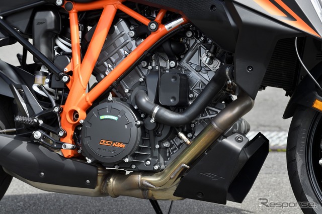 KTM 1290スーパーデュークGT