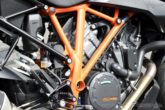 KTM 1290スーパーデュークGT