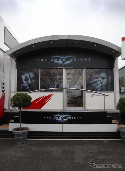 【トヨタF1】写真蔵…バットマンと合体