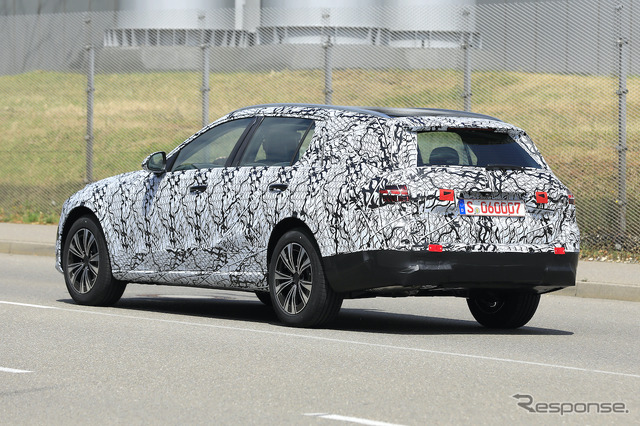 メルセデスベンツ Cクラス ステーションワゴン 次期型プロトタイプ(スクープ写真)