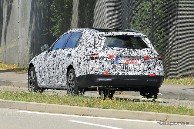 メルセデスベンツ Cクラス ステーションワゴン 次期型プロトタイプ(スクープ写真)