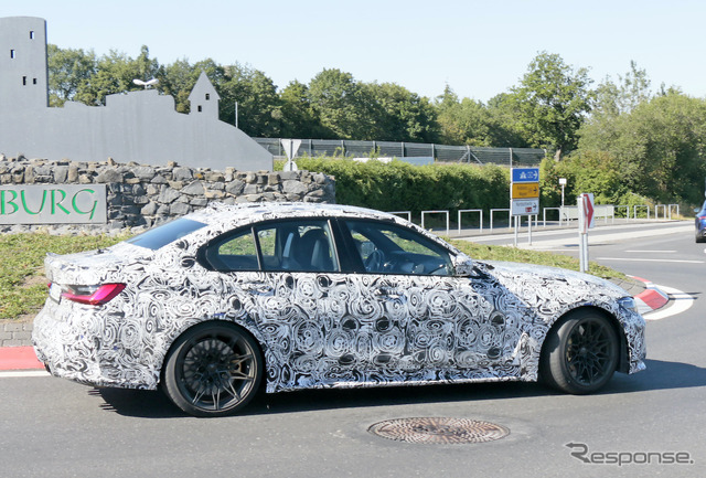 BMW M3セダン 新型プロトタイプ(スクープ写真)