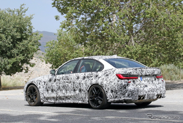 BMW M3セダン 新型プロトタイプ(スクープ写真)