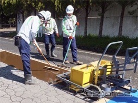 道路メンテナンスの様子