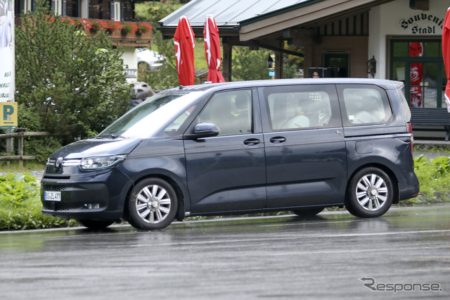 VW T7 市販型プロトタイプ（スクープ写真）