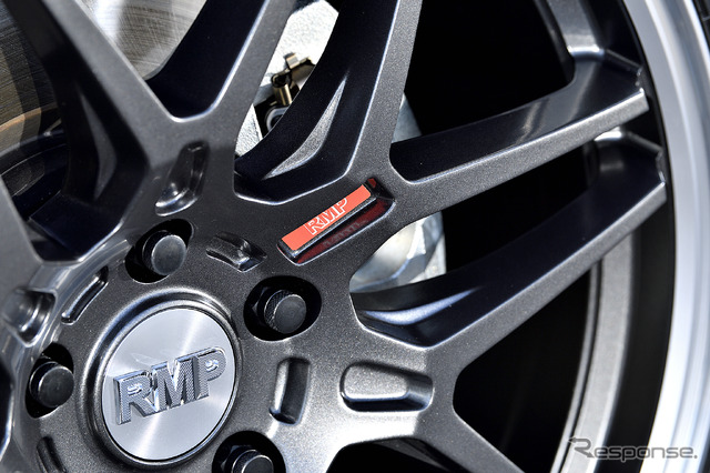 モデル名:MID RMP 720F/推奨サイズ:20×8.5JInset38 5H-114.3/カラー:セミグロスガンメタ/リムポリッシュ/タイヤサイズ:245/45R20