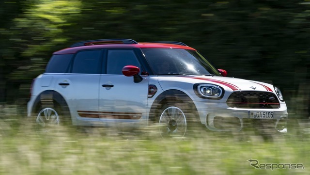 MINI ジョンクーパーワークス(JCW)カントリーマン(日本名:MINI ジョンクーパーワークス・クロスオーバーに相当)改良新型