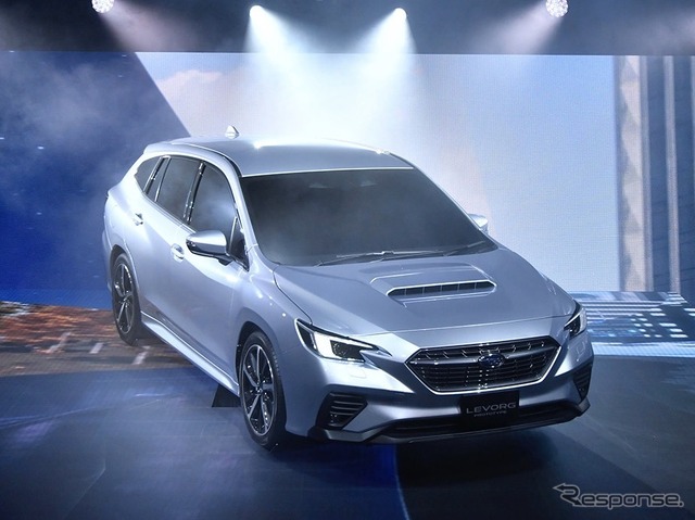 まもなく発売される新型レヴォーグ。写真はプロトタイプ(東京モーターショー2019)