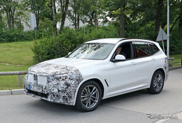 BMW X3 改良新型プロトタイプ(スクープ写真)