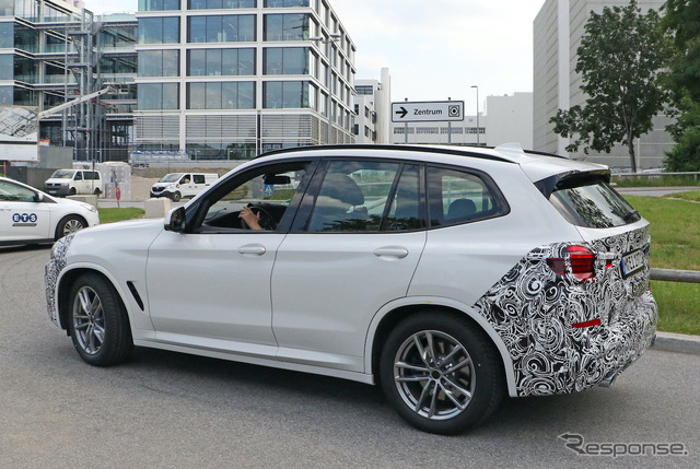 BMW X3 改良新型プロトタイプ(スクープ写真)