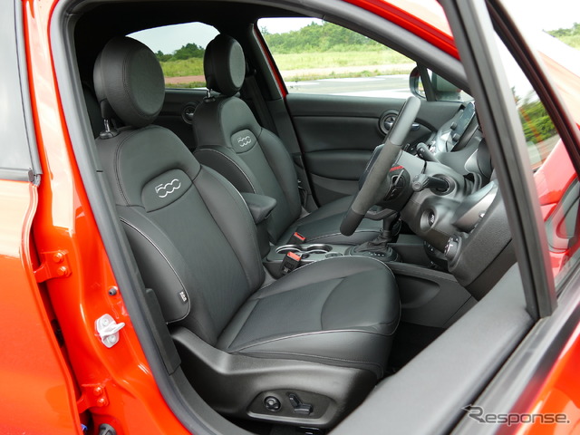 フィアット 500X Sport(500Xスポーツ)