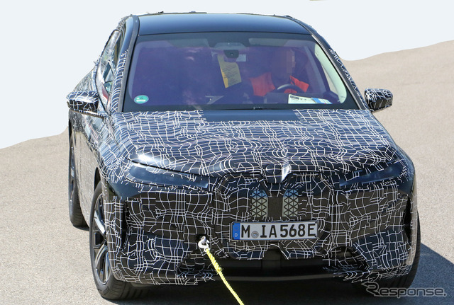 BMW iX5(仮)プロトタイプのスクープ写真
