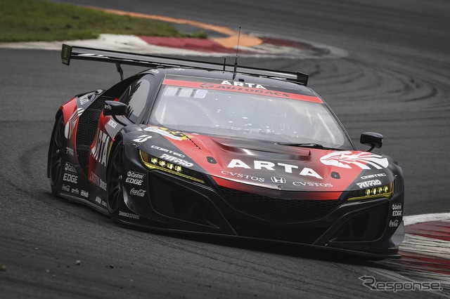 GT300予選2位の#55 ARTA NSX GT3