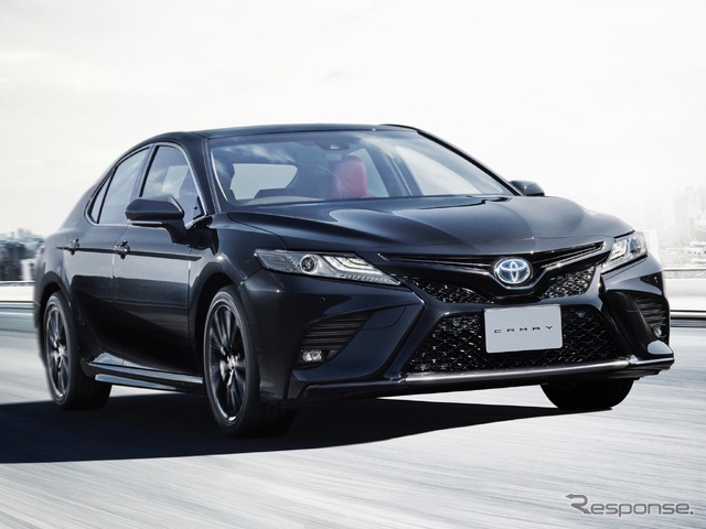 トヨタ・カムリ40周年記念「WS“Black Edition”」(2020年)