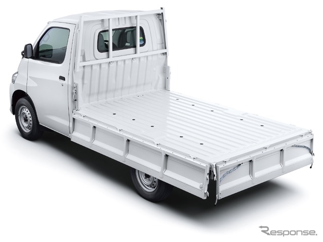マツダ・ボンゴトラック、DX、4WD(2020年)