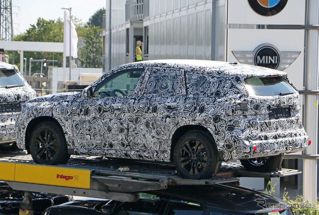 BMW X1 次期型プロトタイプ(スクープ写真)