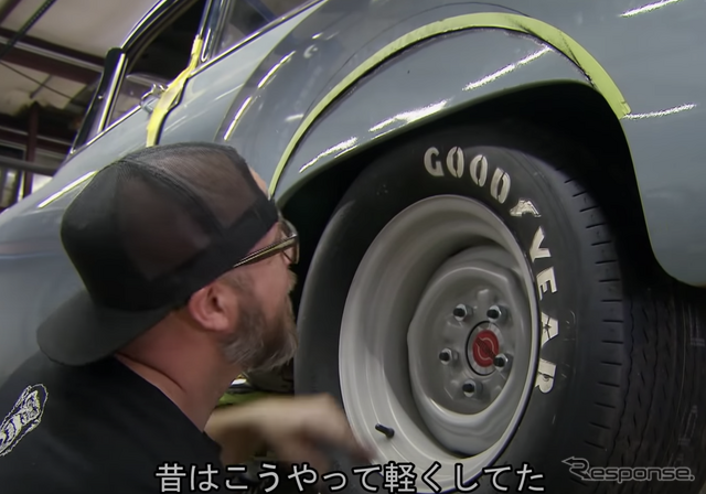 【MotorTrend】ついに猿がレースへ!オイル漏れが一目でわかるあの色に塗装して...1952年式シボレークーペ後編