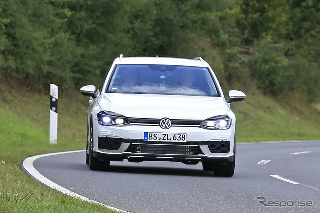 VW ゴルフR ヴァリアント 次期型プロトタイプ(スクープ写真)
