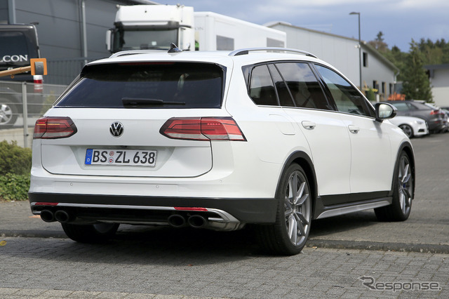 VW ゴルフR ヴァリアント 次期型プロトタイプ(スクープ写真)