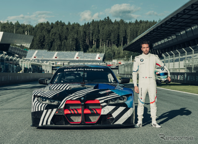 BMW M4 GT3 プロトタイプ(ドライバーはP.エング)