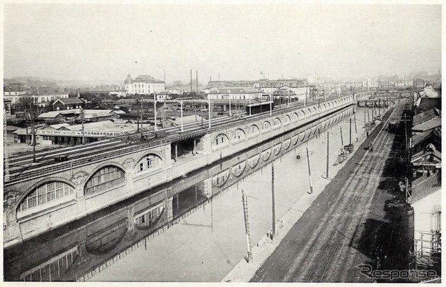 完成当初の煉瓦アーチ高架橋。