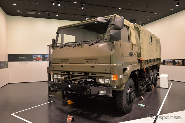 陸上自衛隊 73式大型トラック SKW
